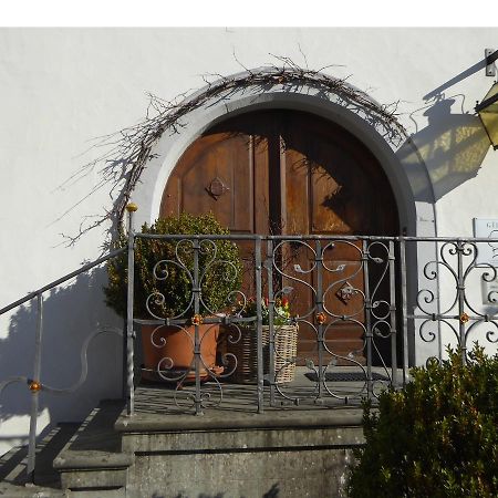 ホテルGasthaus Zum Trauben ヴァインフェルデン エクステリア 写真